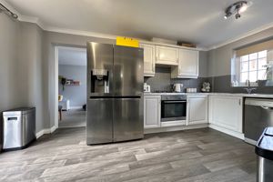 Kitchen/Diner- click for photo gallery